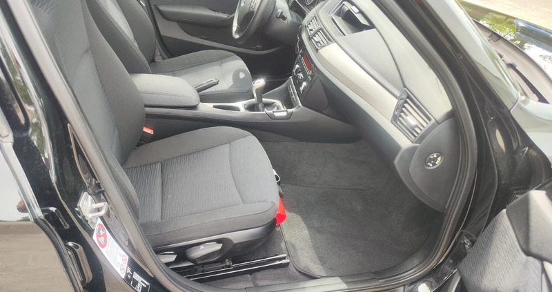BMW X1 cena 42900 przebieg: 198000, rok produkcji 2013 z Sosnowiec małe 191